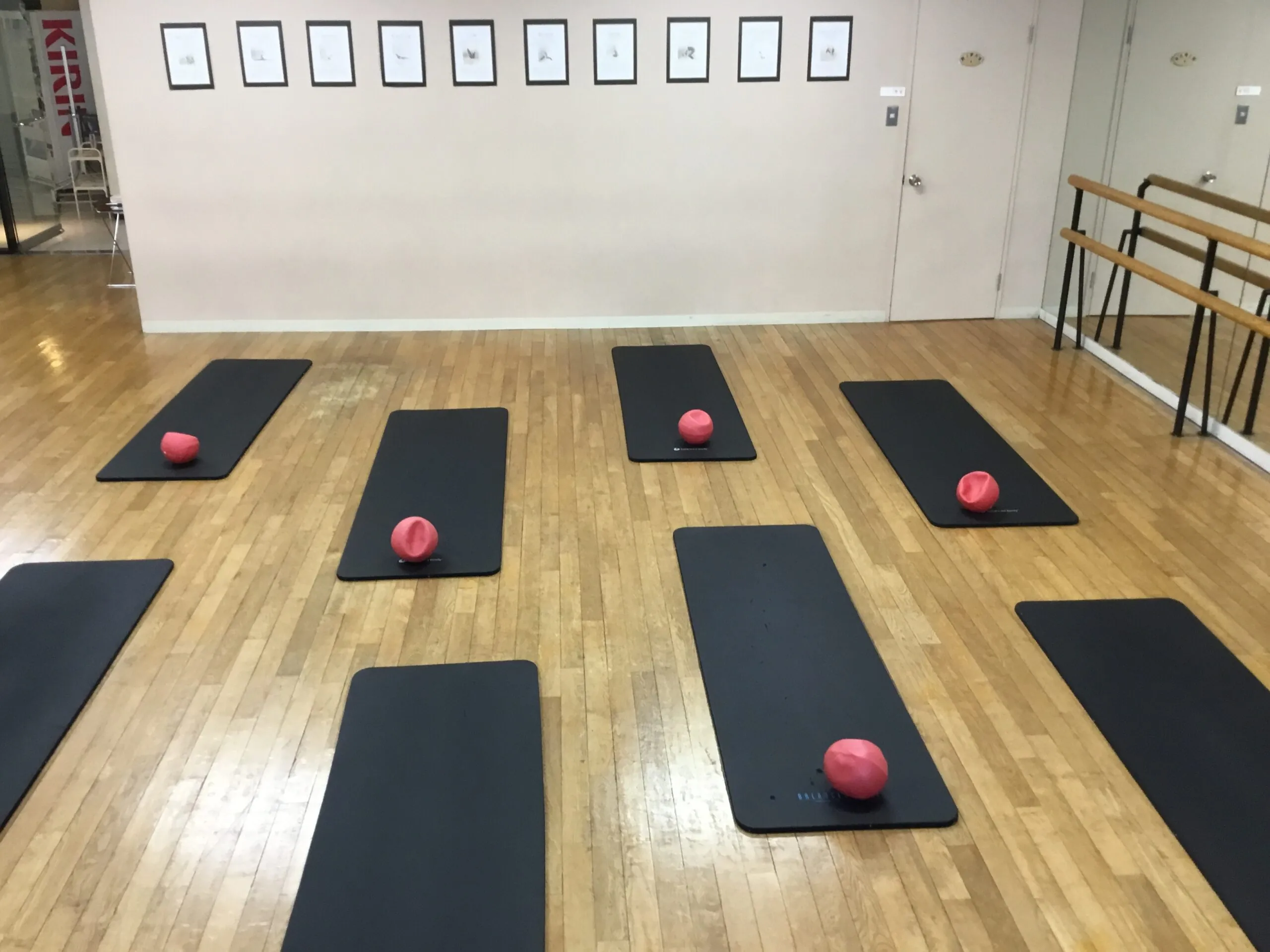 ゼンプレイスピラティス江坂 内観 4