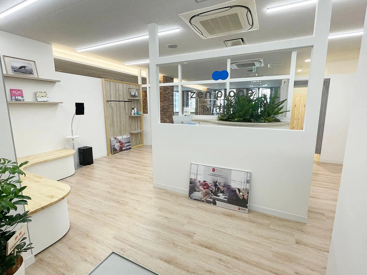 ゼンプレイスピラティス福岡薬院 内観 5