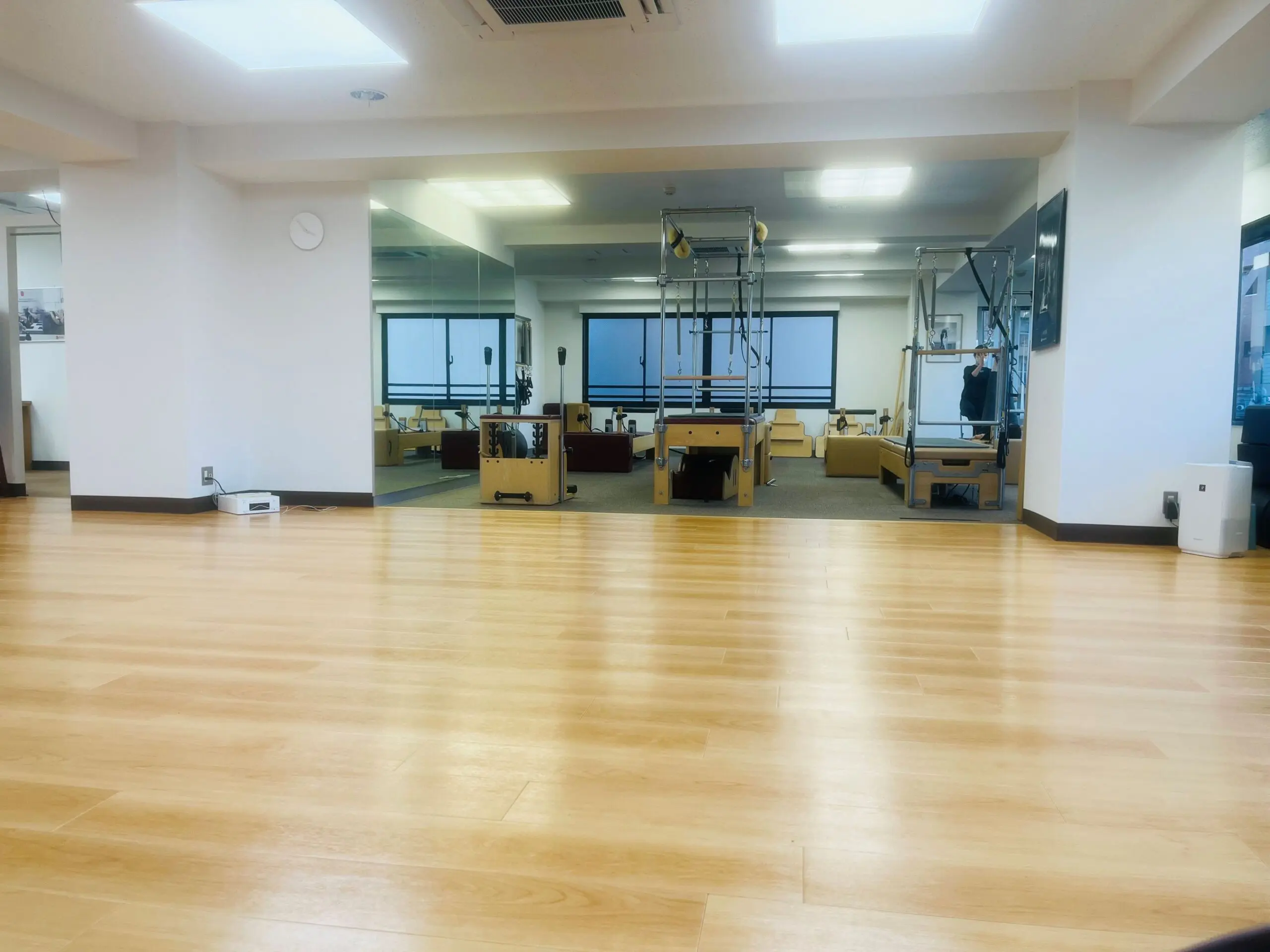 ゼンプレイスピラティス国分寺 内観 1