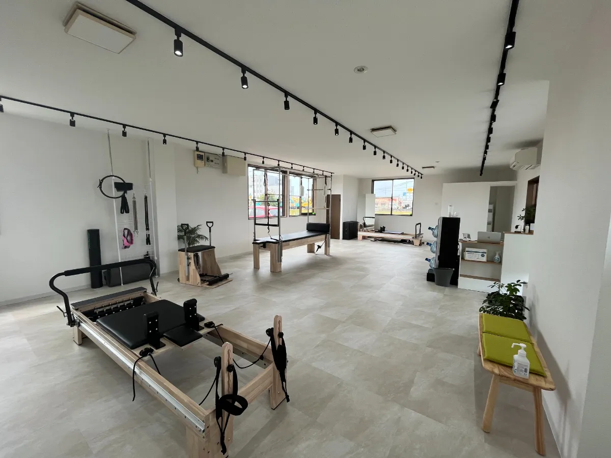 ルルト小松 内観 1