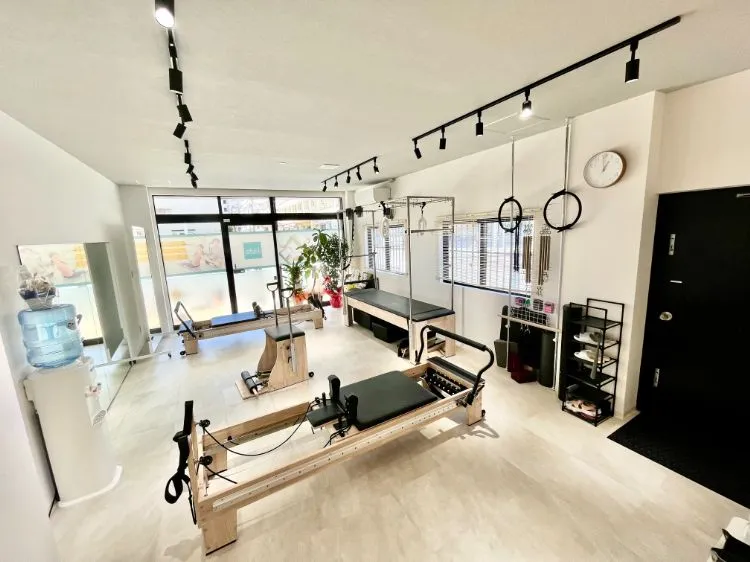 luluto 那覇小禄店 スタジオ内観 2