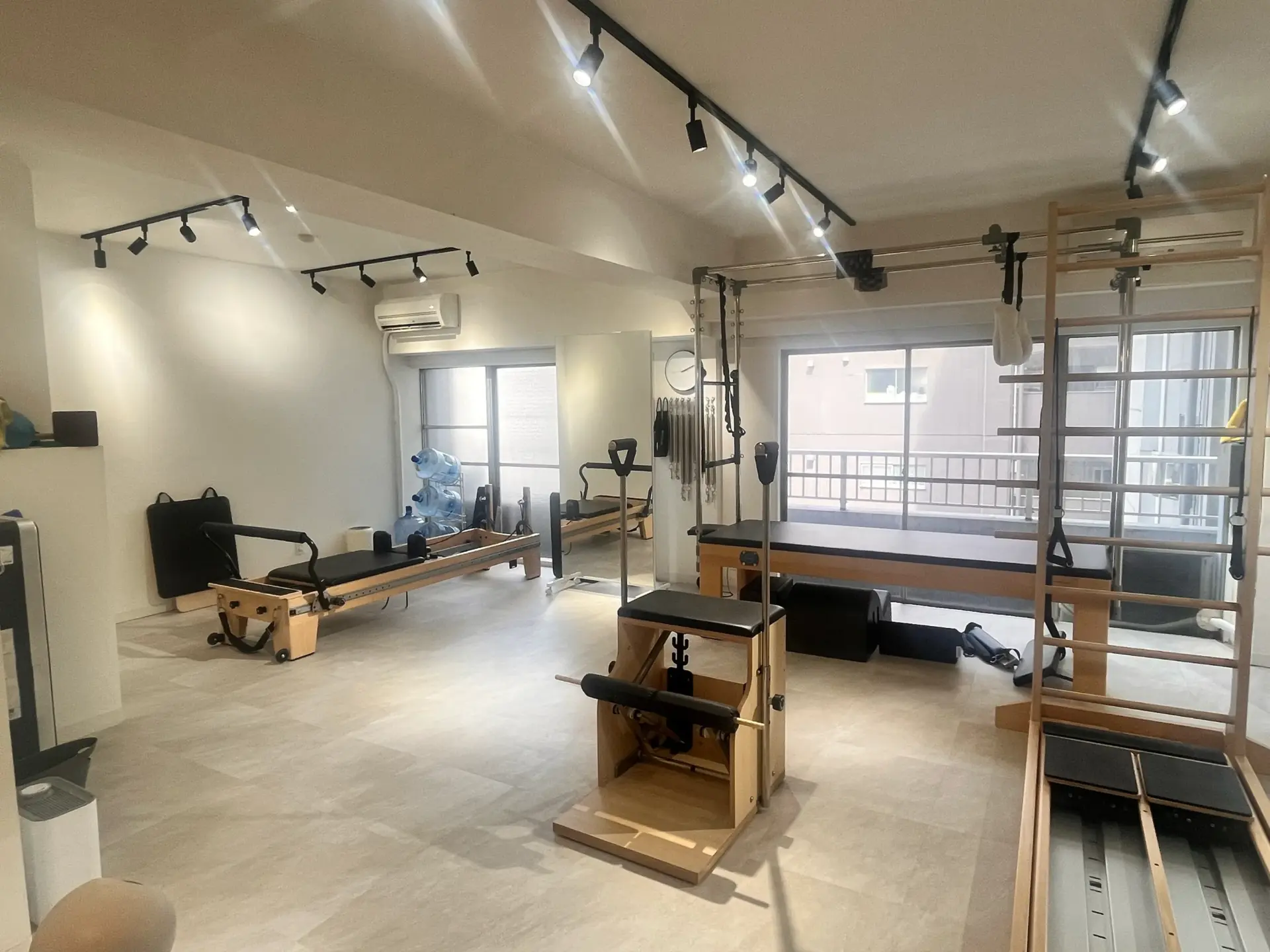 新宿店 スタジオ内観 1