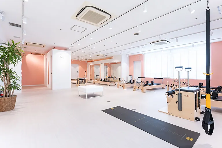 アーバンクラシックピラティス福岡天神 内観 1