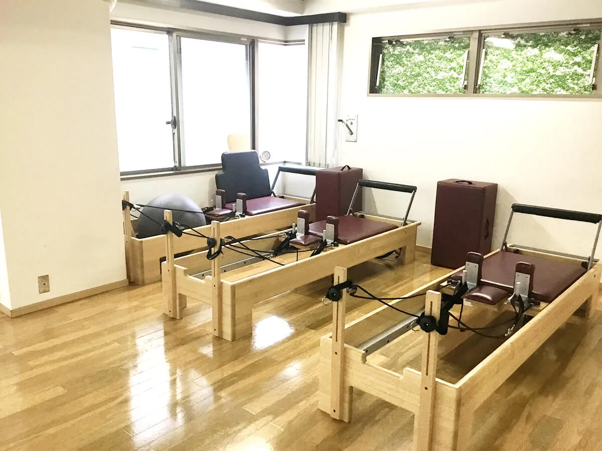 ゼンプレイスピラティス千駄木 内観 2