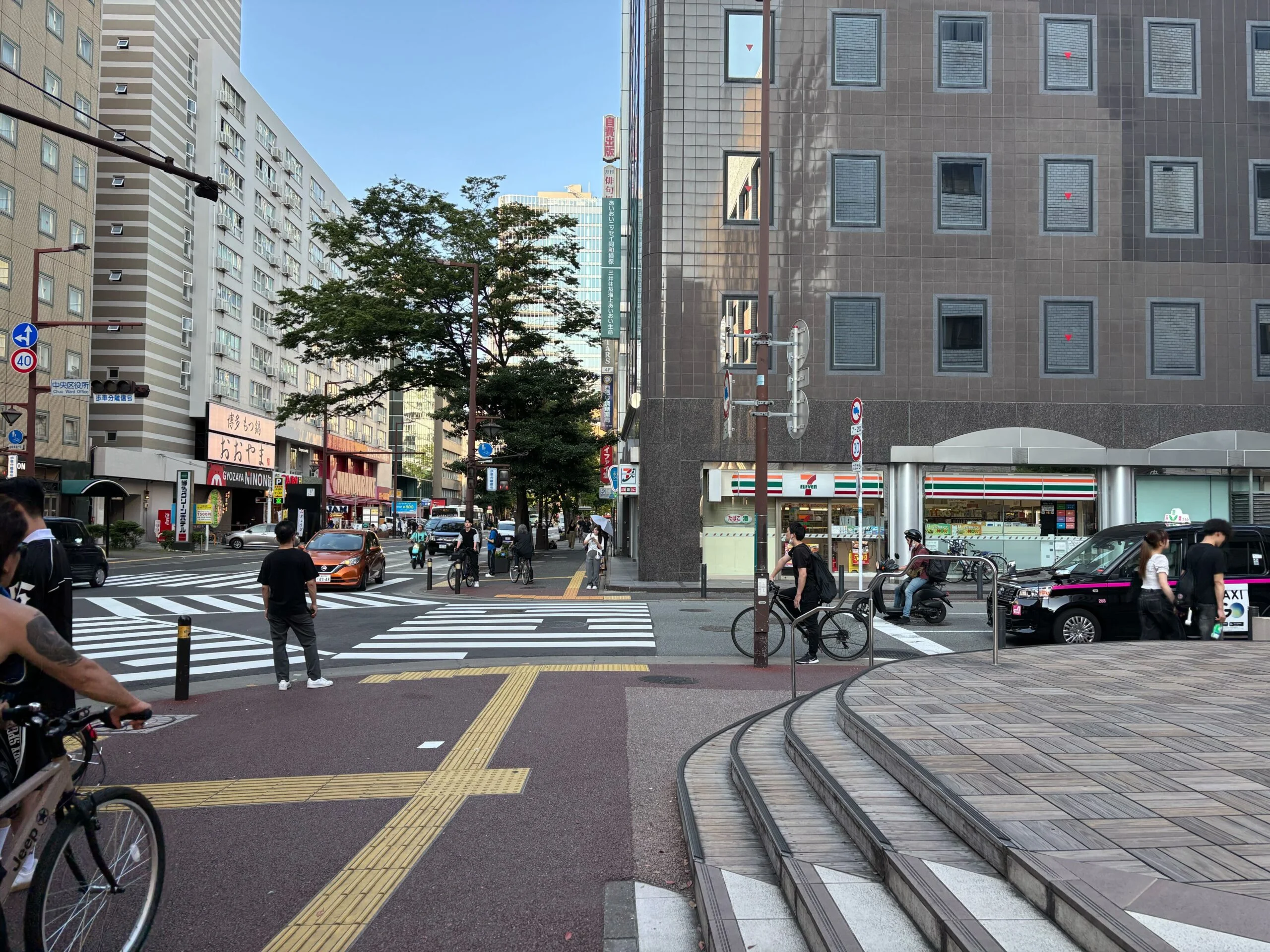 福岡天神・赤坂店 徒歩ルート 3