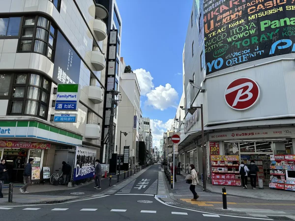 福岡天神店 徒歩ルート 3